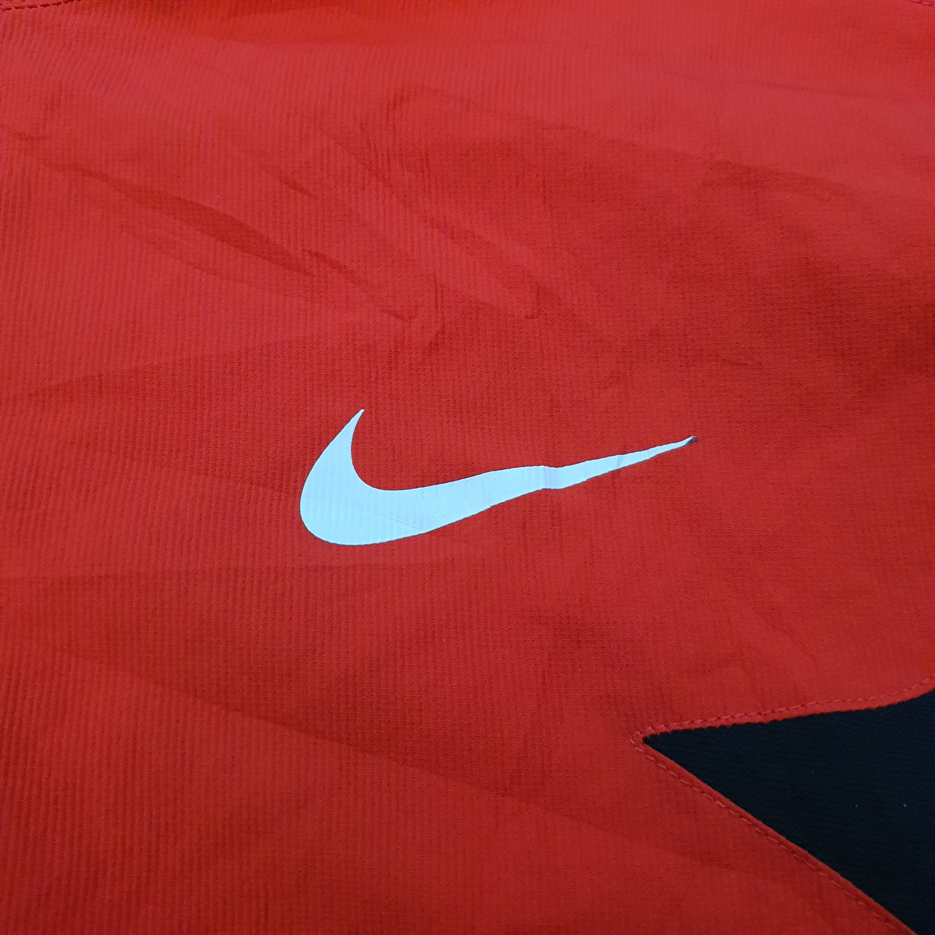 [L] Nike Jacke