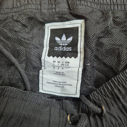 [L] Adidas Trackpants