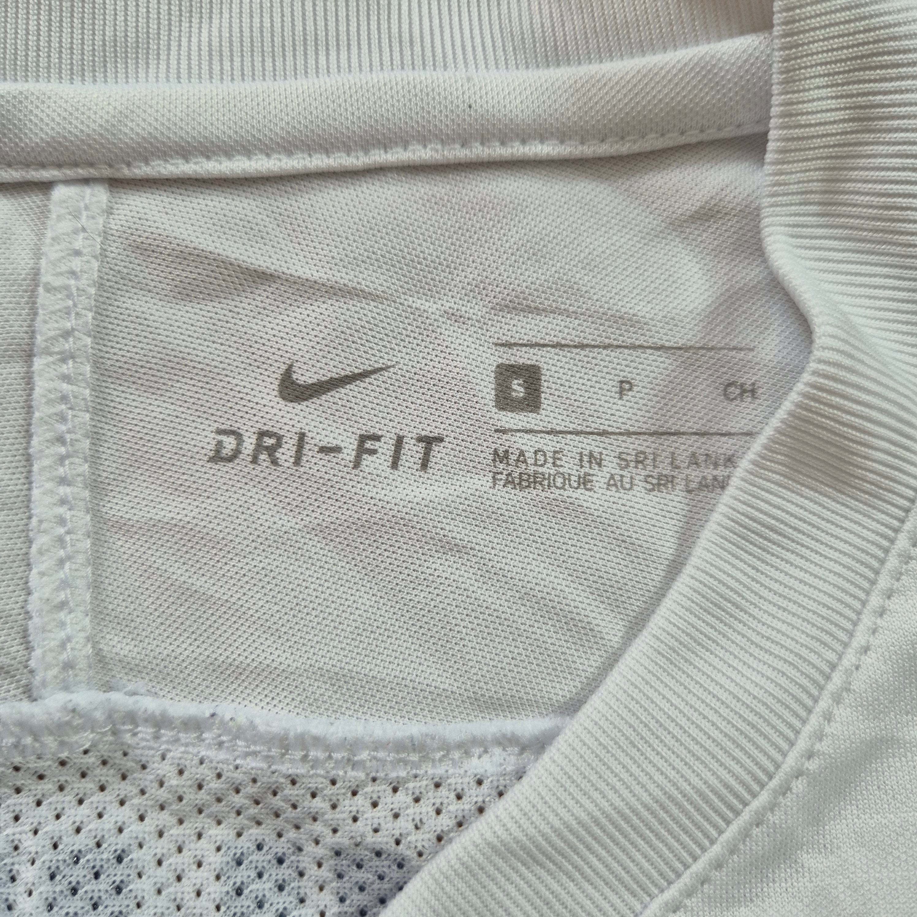 [S] Nike Dri-Fit Trikot