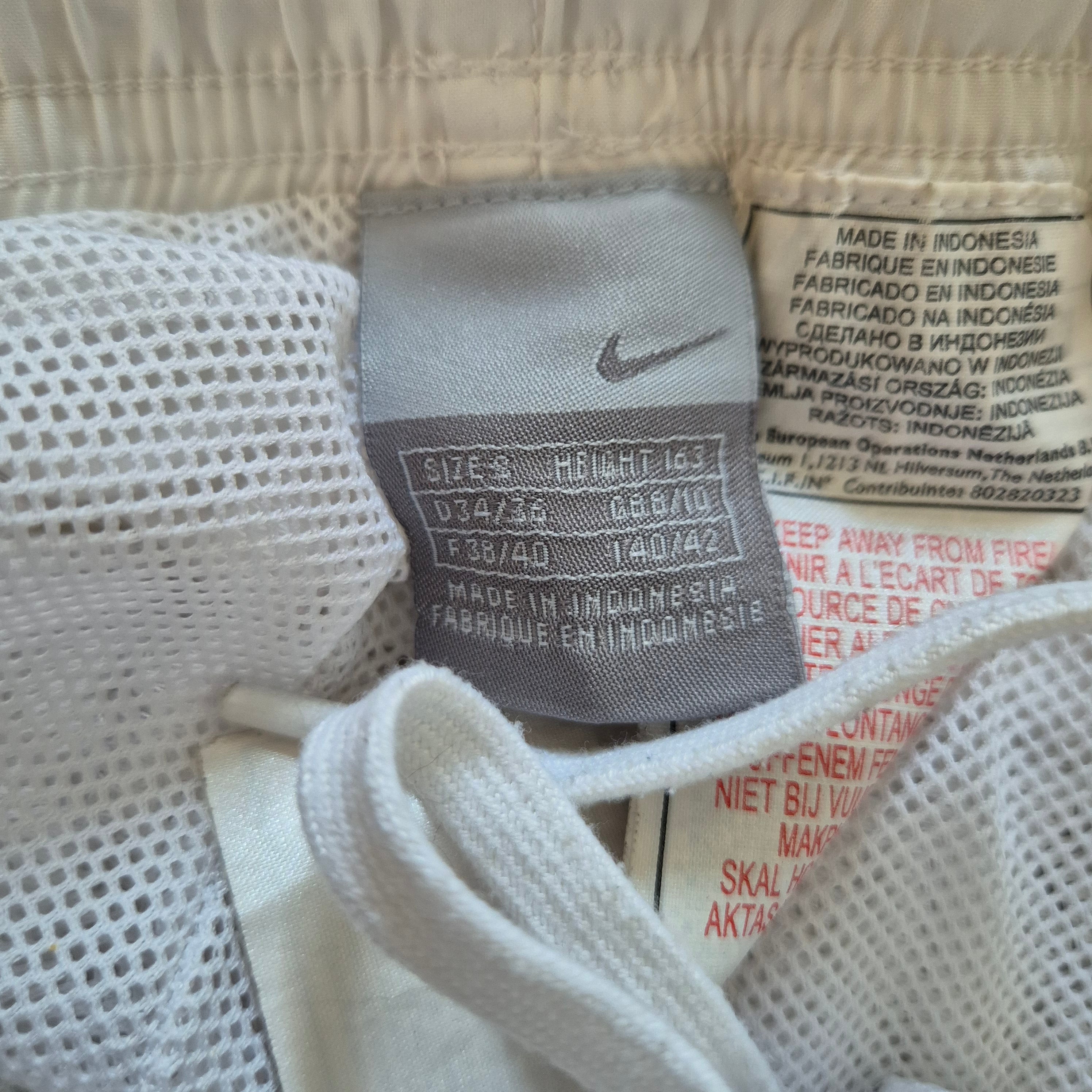 [S] Vintage Nike Tracksuit