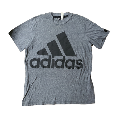 [XL] Adidas T-Shirt