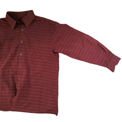 [L] red shirt