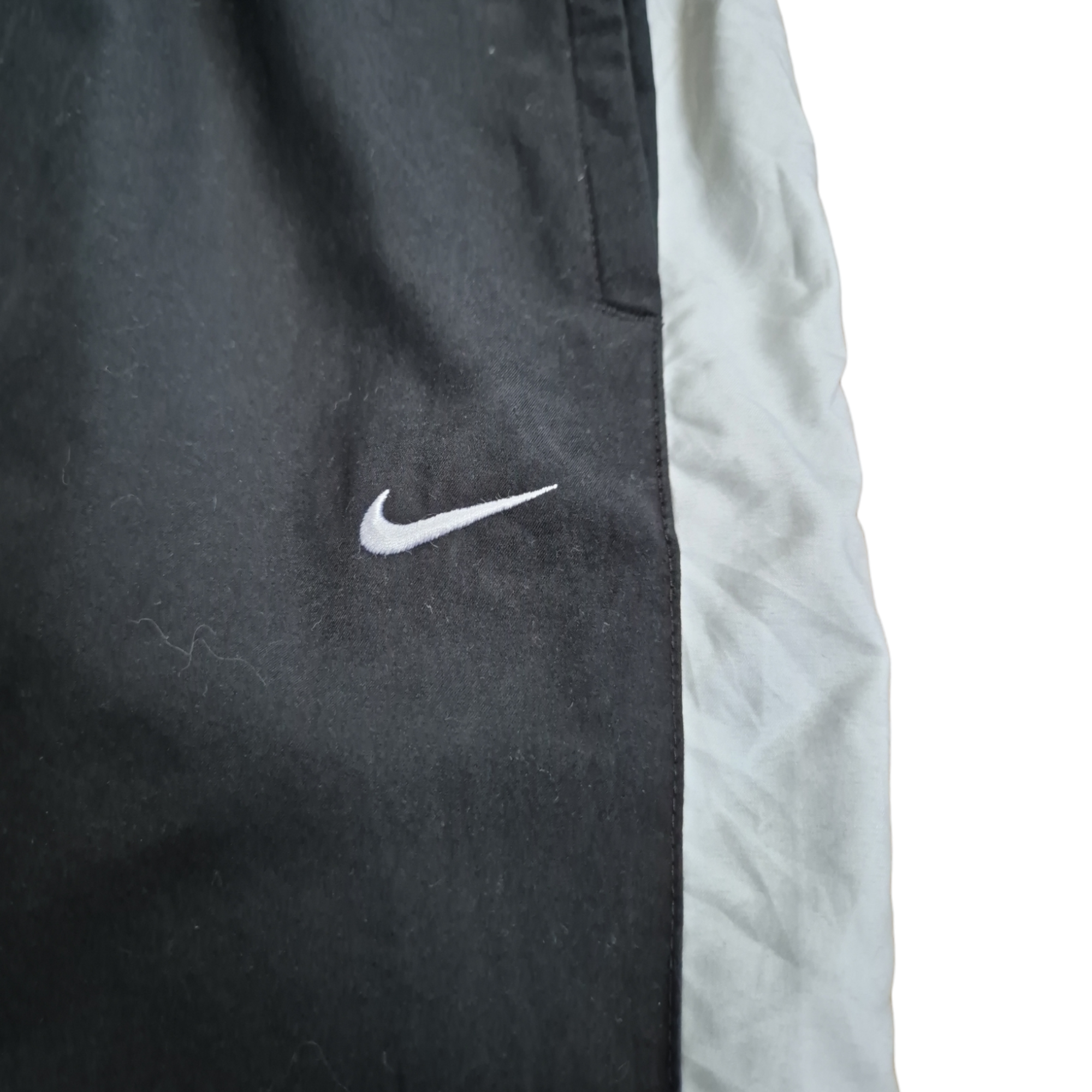[L] Nike Trackpants