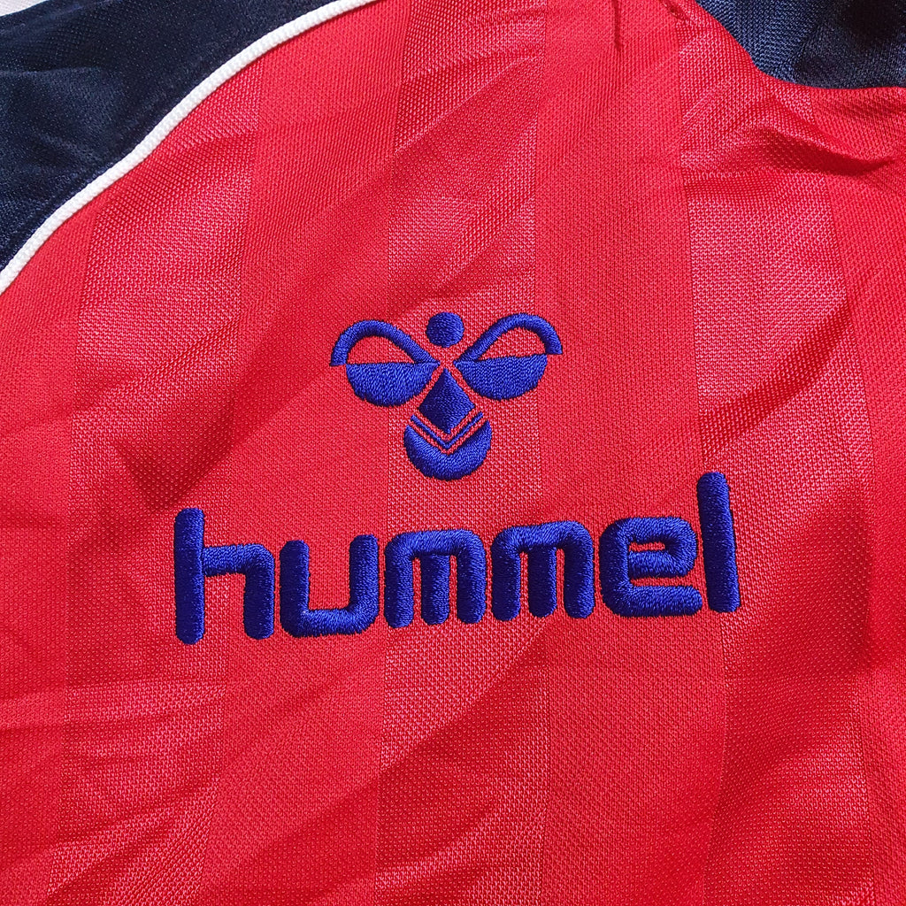[L] Hummel Trackjacket - NJVintage