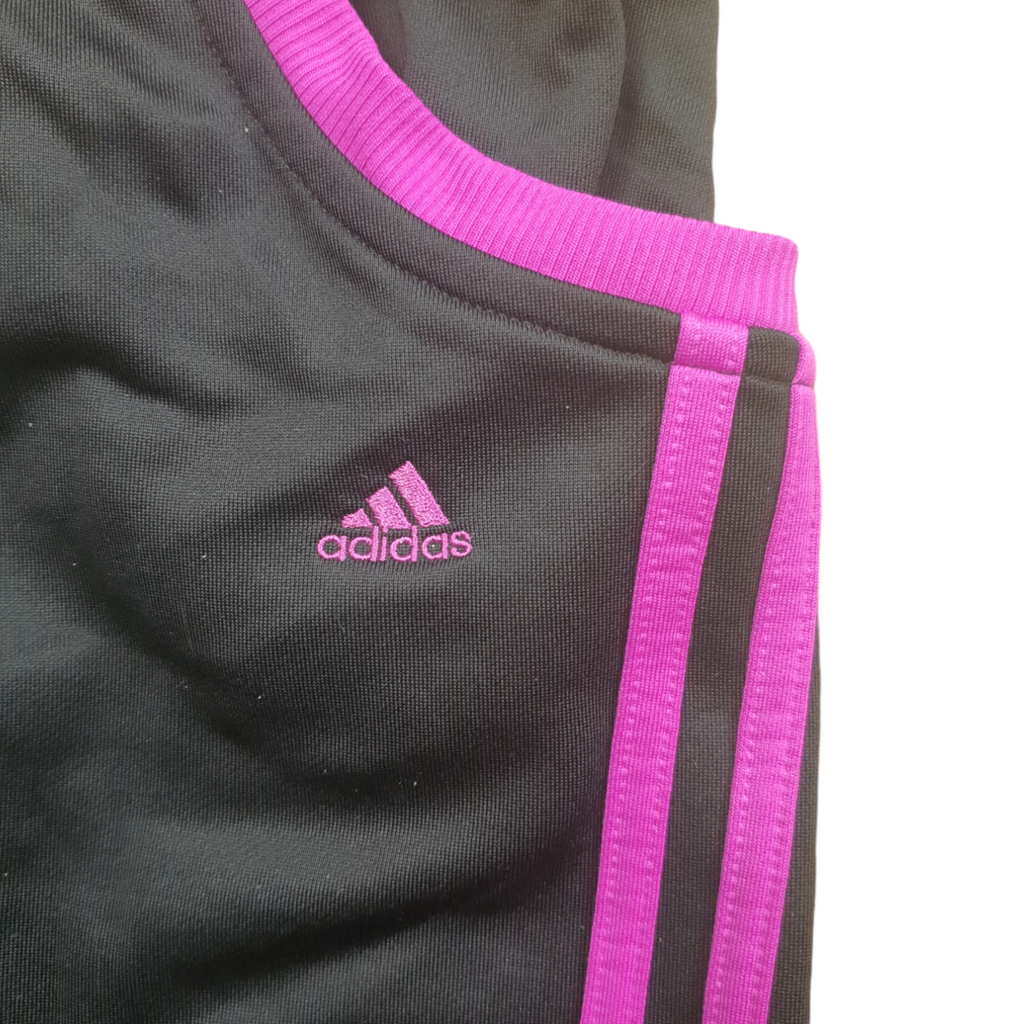 [152] Adidas Jogginghose